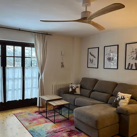 Les 3 Valls Apartamento Llavorsí